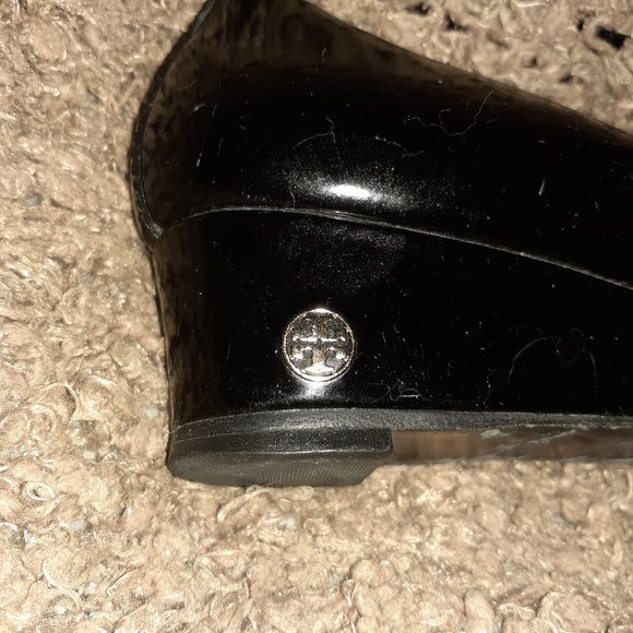 TORY BURCH-Annelise-Black Patent Leather Wedge - Picture 7 of 8